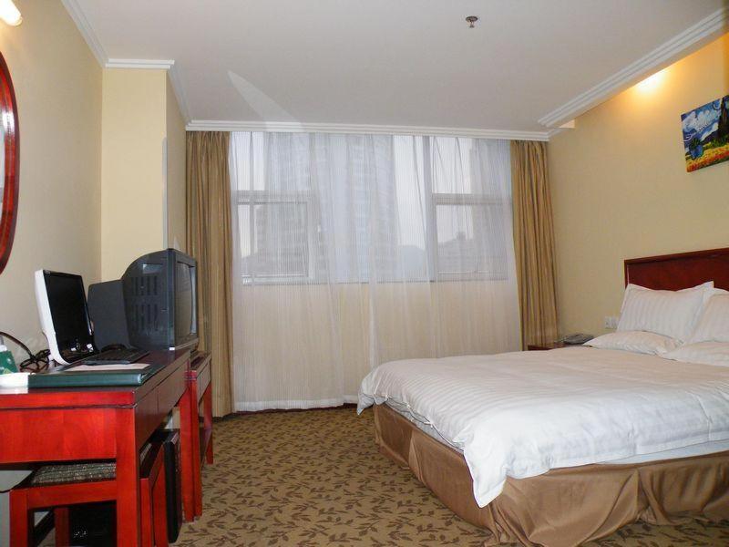 Greentree Inn Guiyang Penshuichi Business Hotel Habitación foto