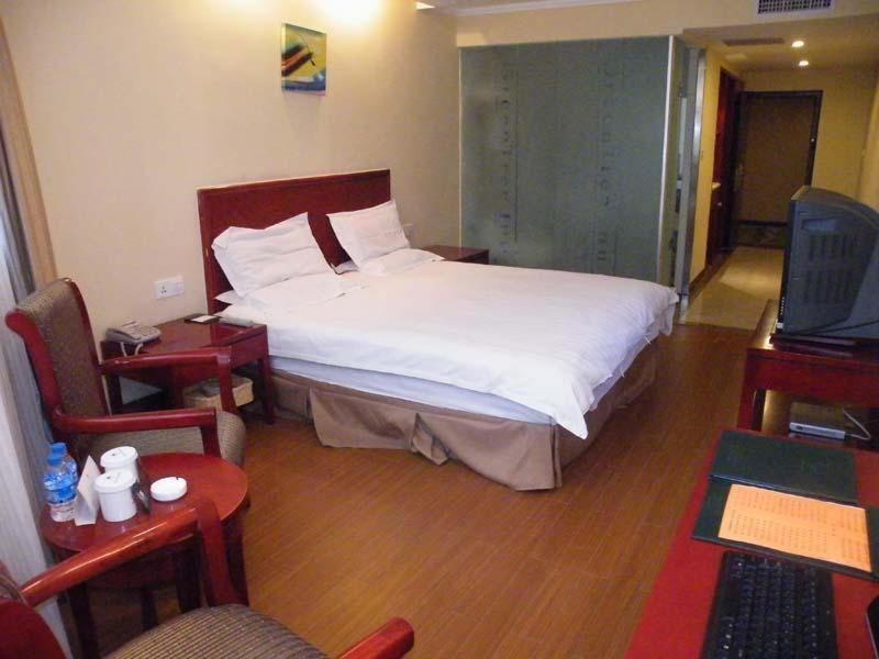 Greentree Inn Guiyang Penshuichi Business Hotel Habitación foto