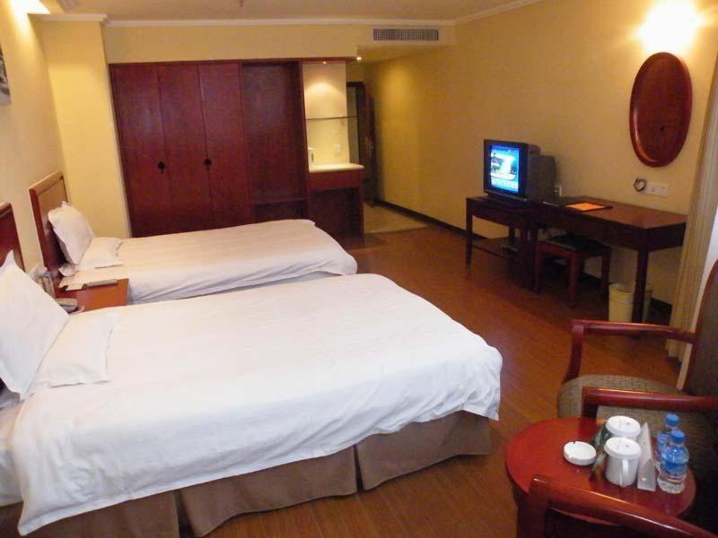 Greentree Inn Guiyang Penshuichi Business Hotel Habitación foto